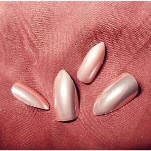 22 Petal Pink Press Nails